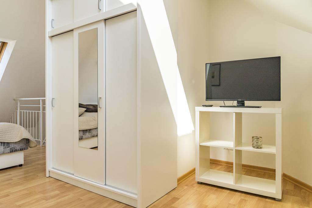 Maisonette Apartment am Bahnhof - Adults only Innsbruck Exterior foto